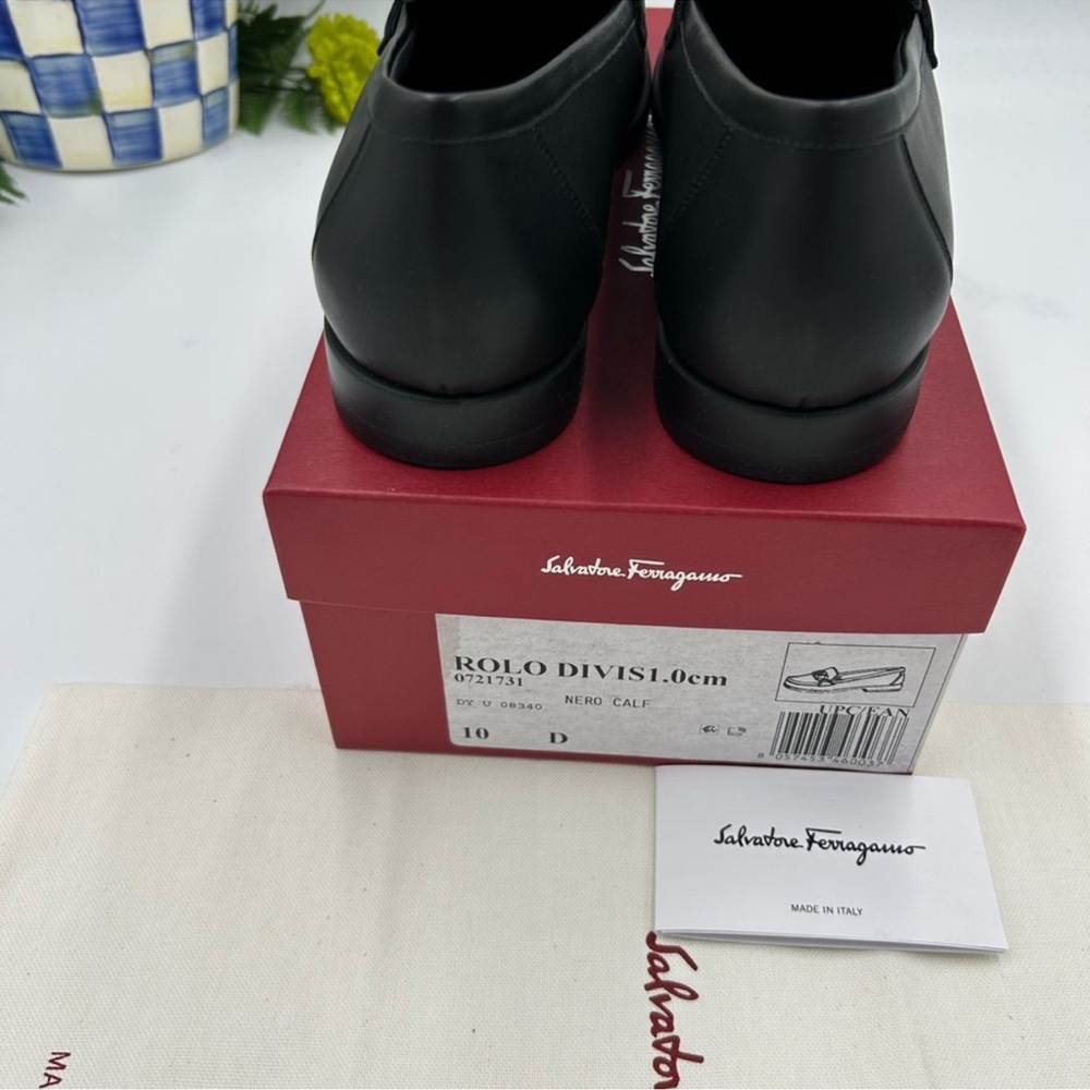 Women’s Salvatore, Ferragamo, roll Gancini leather loafer size 10 made in Italy - Picture 11 of 11